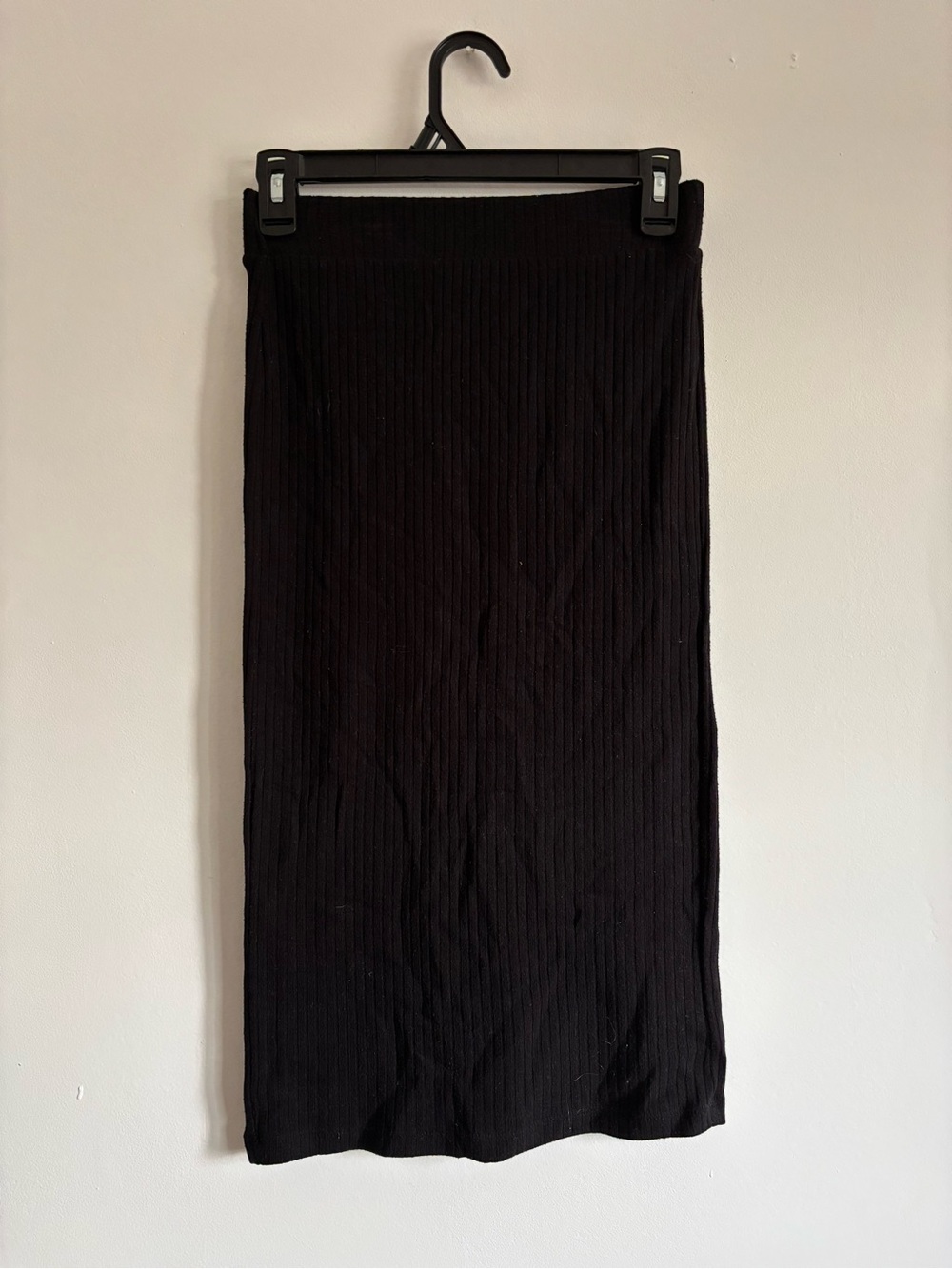 Forever 21 Black Ribbed Midi Pencil Skirt
